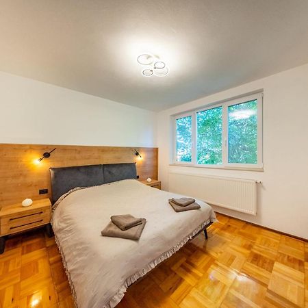 Casa Bella - Apartment In The City Center Arad Luaran gambar